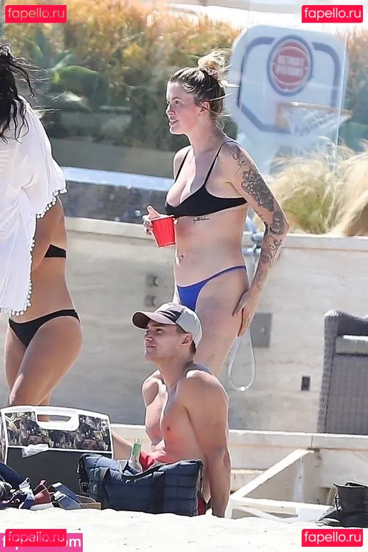 Ireland Baldwin Onlyfans Photo Gallery 