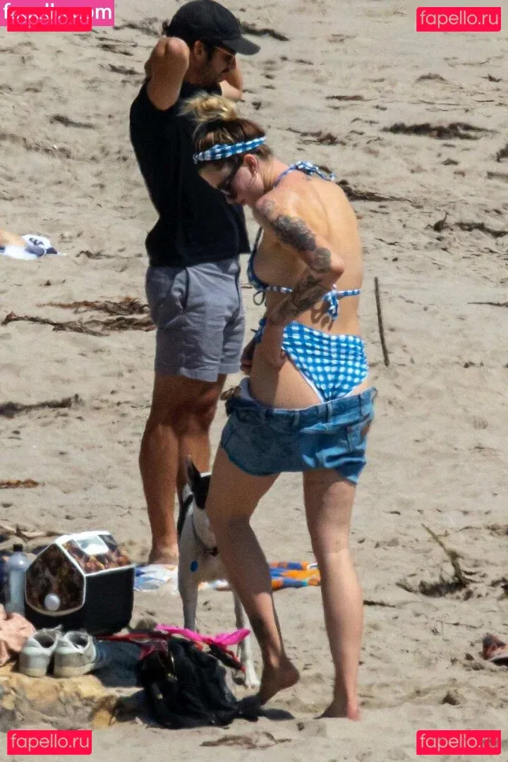 Ireland Baldwin Onlyfans Photo Gallery 