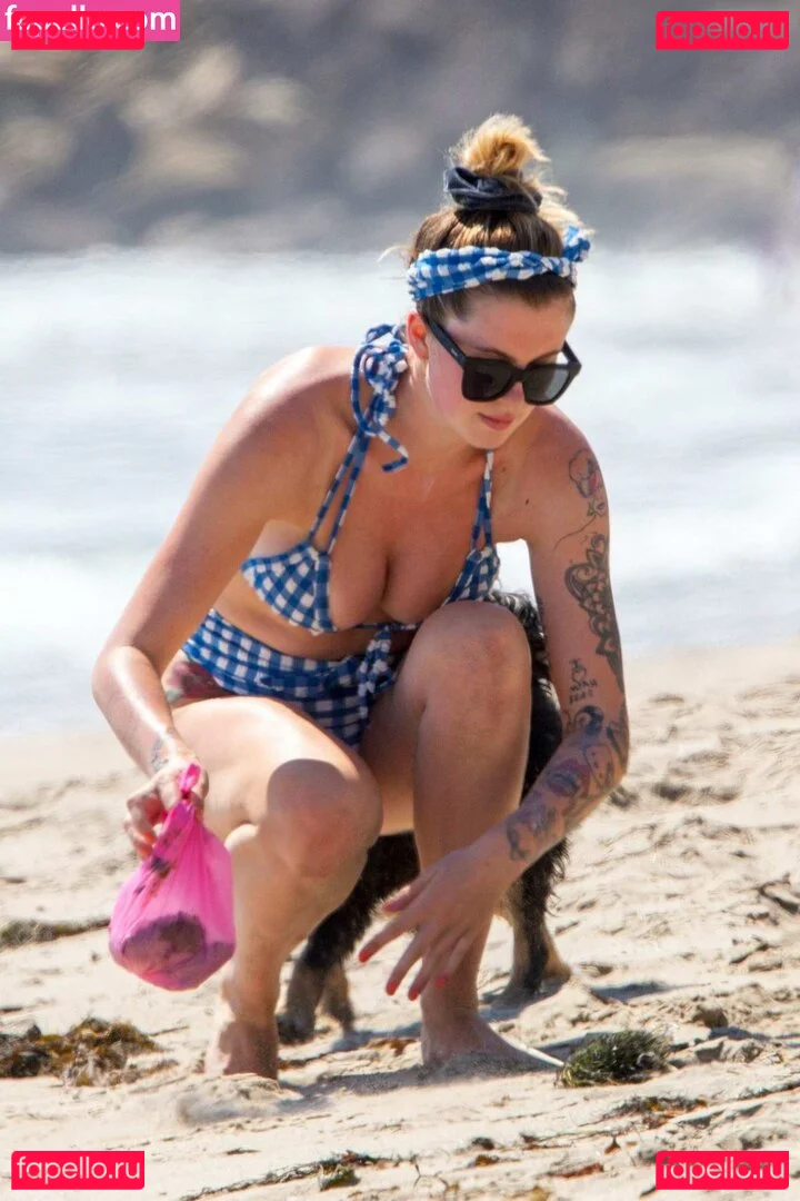 Ireland Baldwin Onlyfans Photo Gallery 