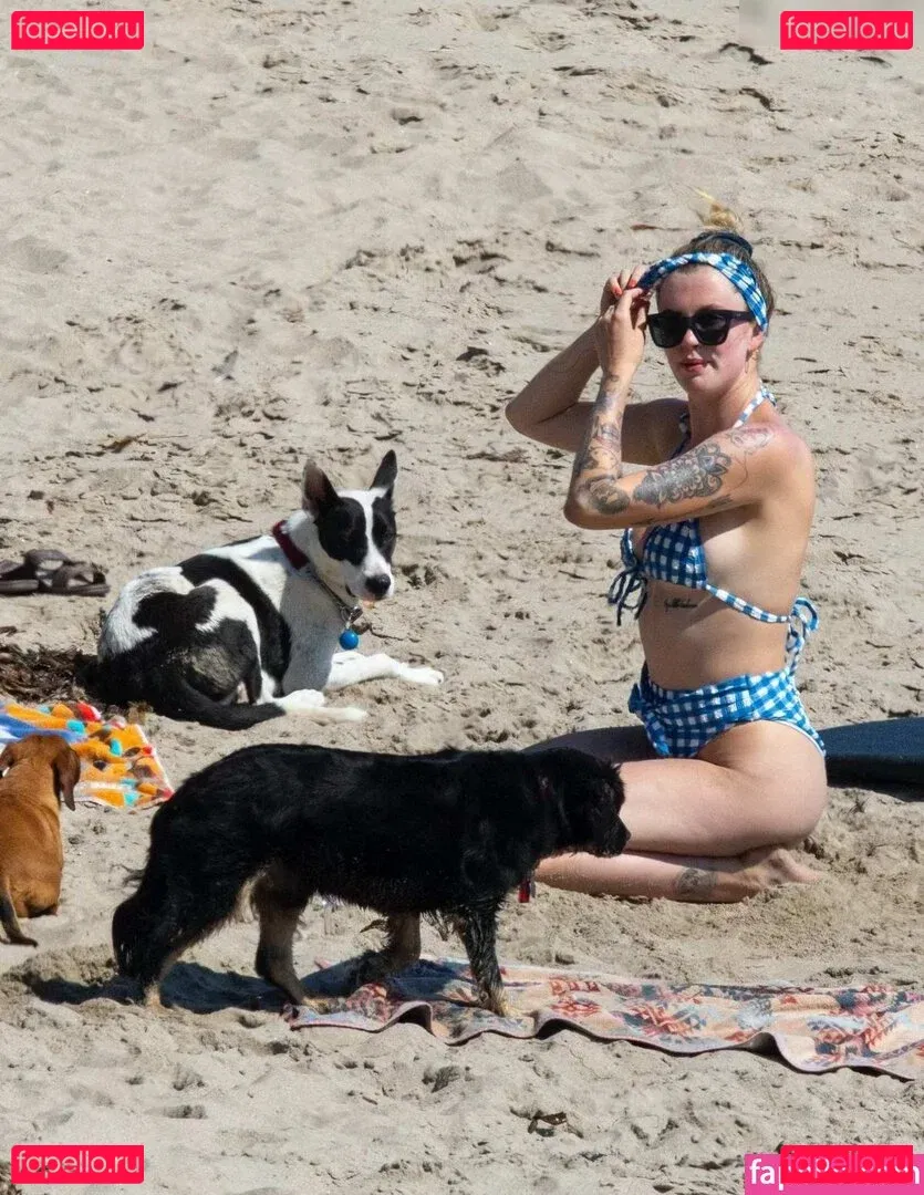 Ireland Baldwin Onlyfans Photo Gallery 