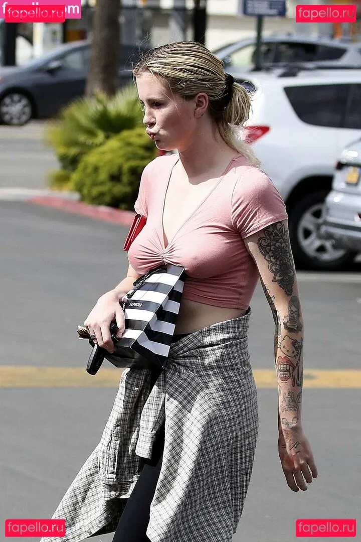 Ireland Baldwin Onlyfans Photo Gallery 