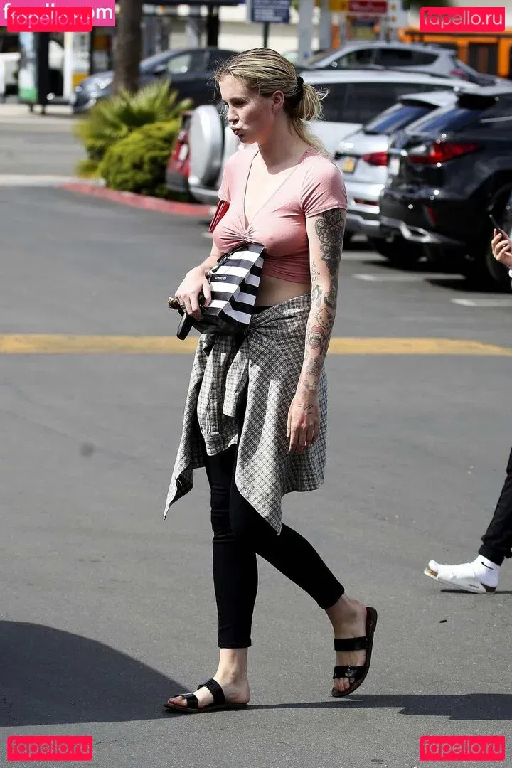 Ireland Baldwin Onlyfans Photo Gallery 