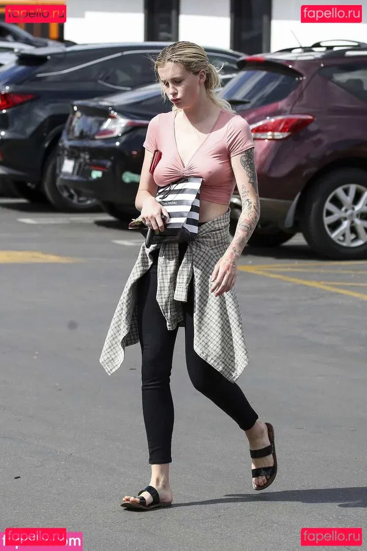 Ireland Baldwin Onlyfans Photo Gallery 