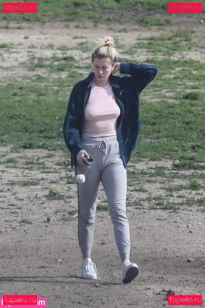 Ireland Baldwin Onlyfans Photo Gallery 