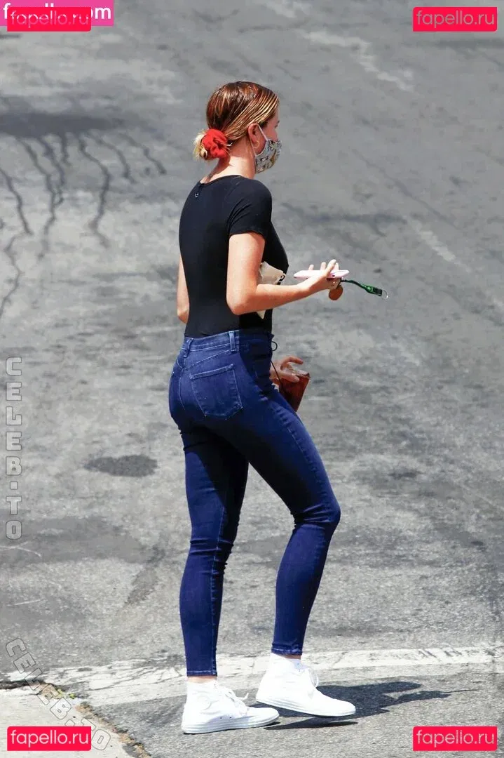 Ireland Baldwin Onlyfans Photo Gallery 