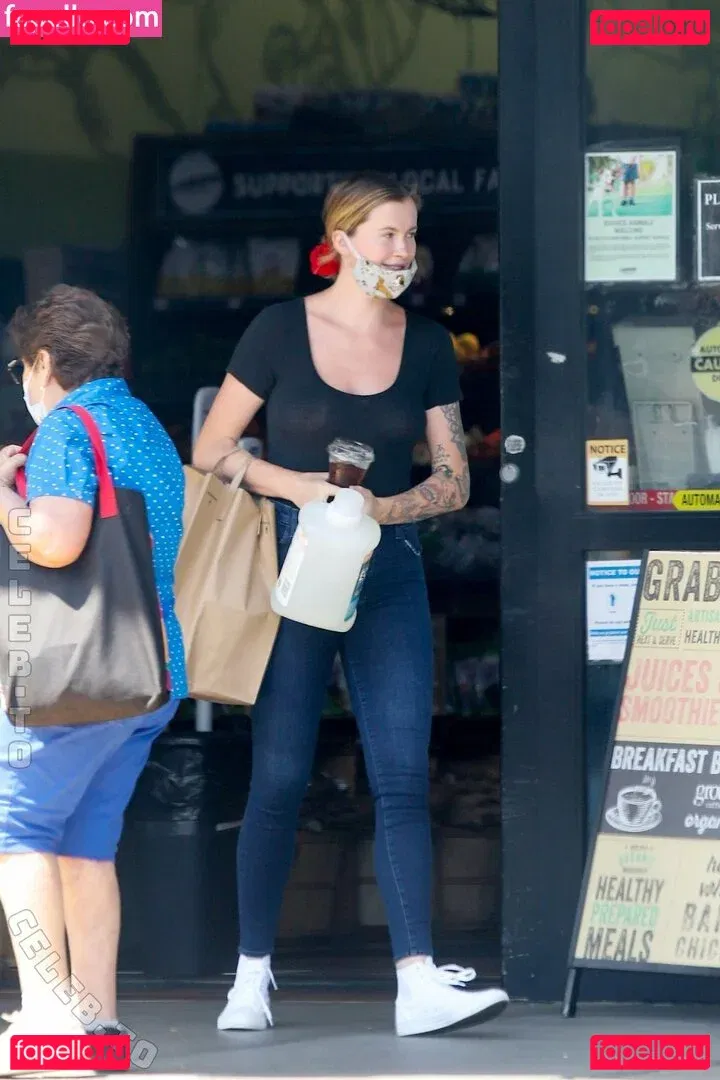 Ireland Baldwin Onlyfans Photo Gallery 