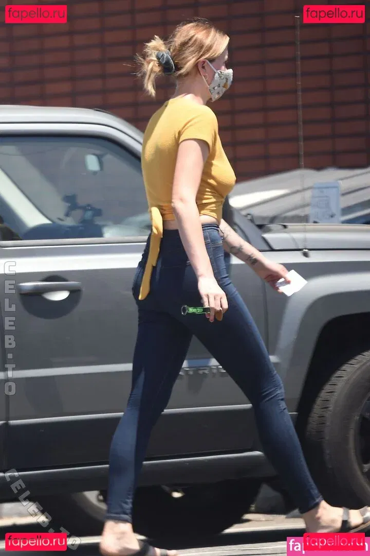 Ireland Baldwin Onlyfans Photo Gallery 