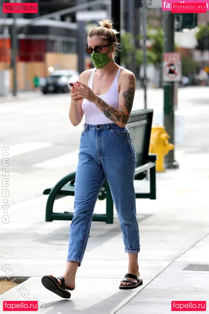 Ireland Baldwin Onlyfans Photo Gallery 