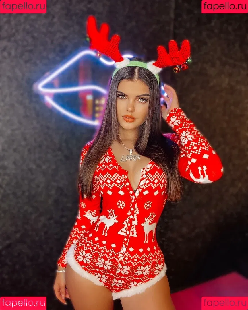 Lara Benjamina Winter Onlyfans Photo Gallery 