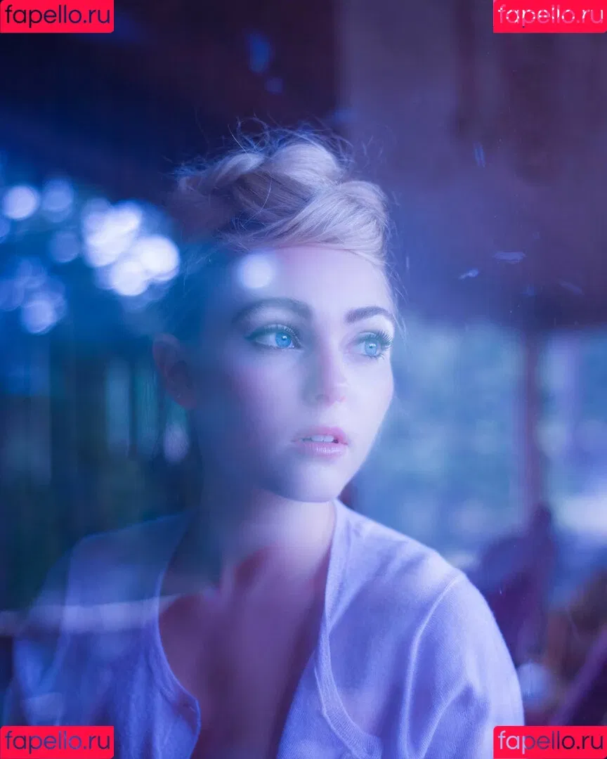 AnnaSophia Robb Onlyfans Photo Gallery 