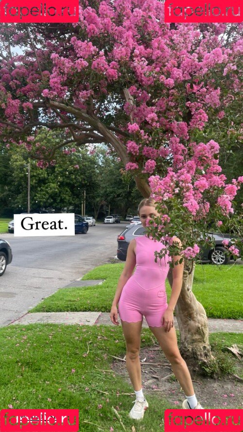 AnnaSophia Robb Onlyfans Photo Gallery 