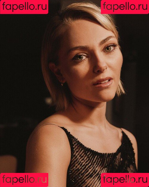 AnnaSophia Robb Onlyfans Photo Gallery 