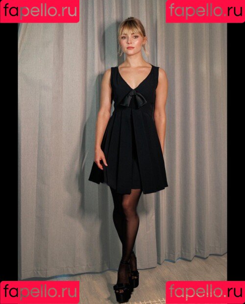 AnnaSophia Robb Onlyfans Photo Gallery 