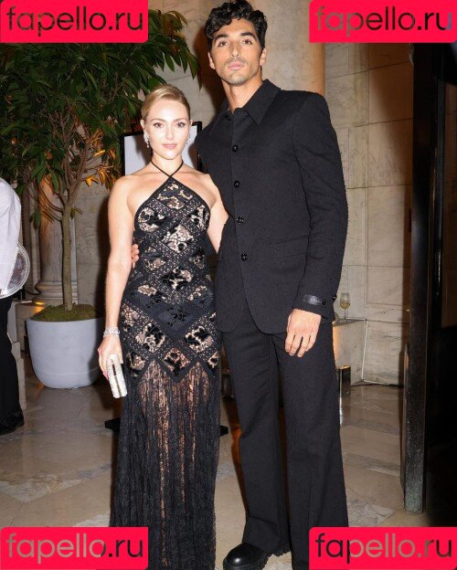 AnnaSophia Robb Onlyfans Photo Gallery 