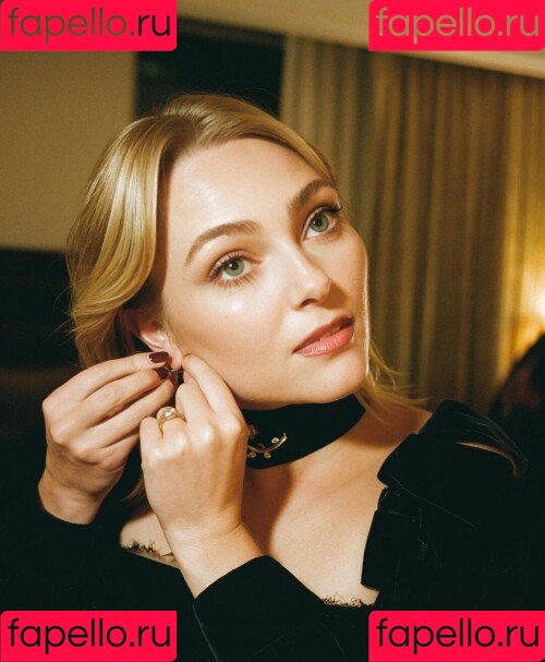 AnnaSophia Robb Onlyfans Photo Gallery 