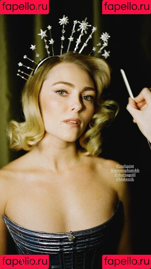 AnnaSophia Robb Onlyfans Photo Gallery 