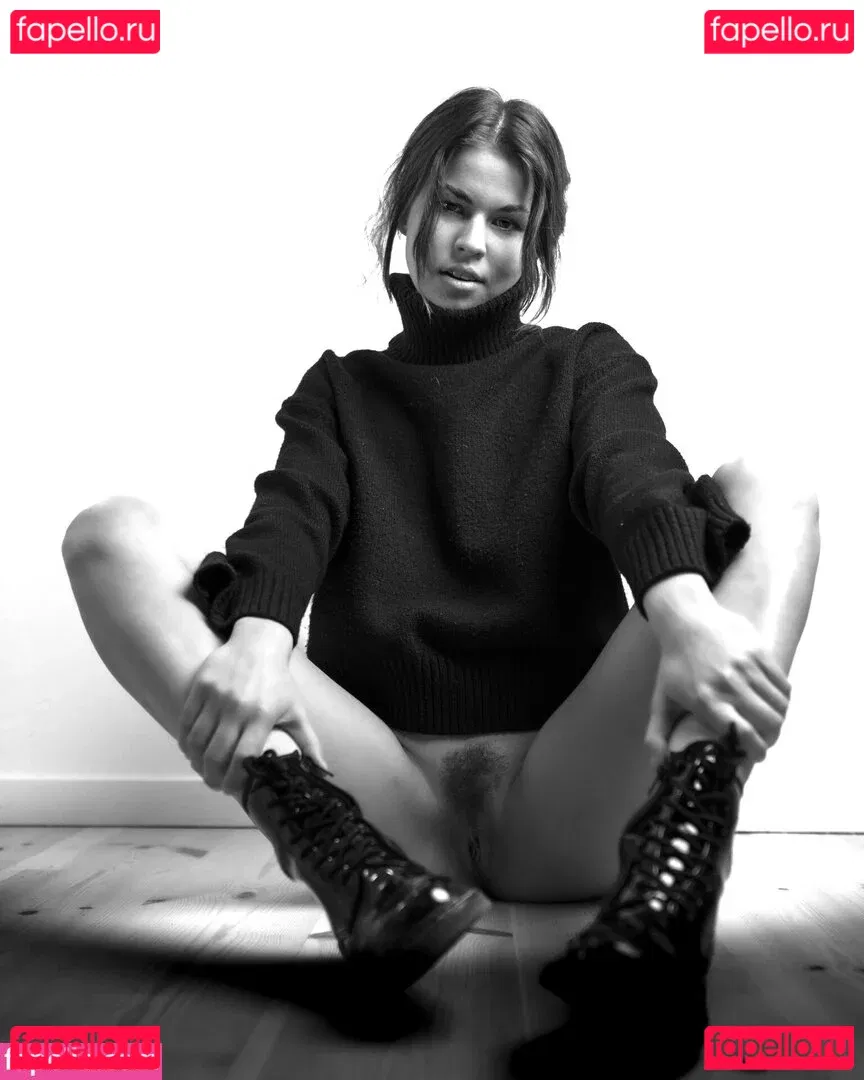 Mynte Muse Onlyfans Photo Gallery 