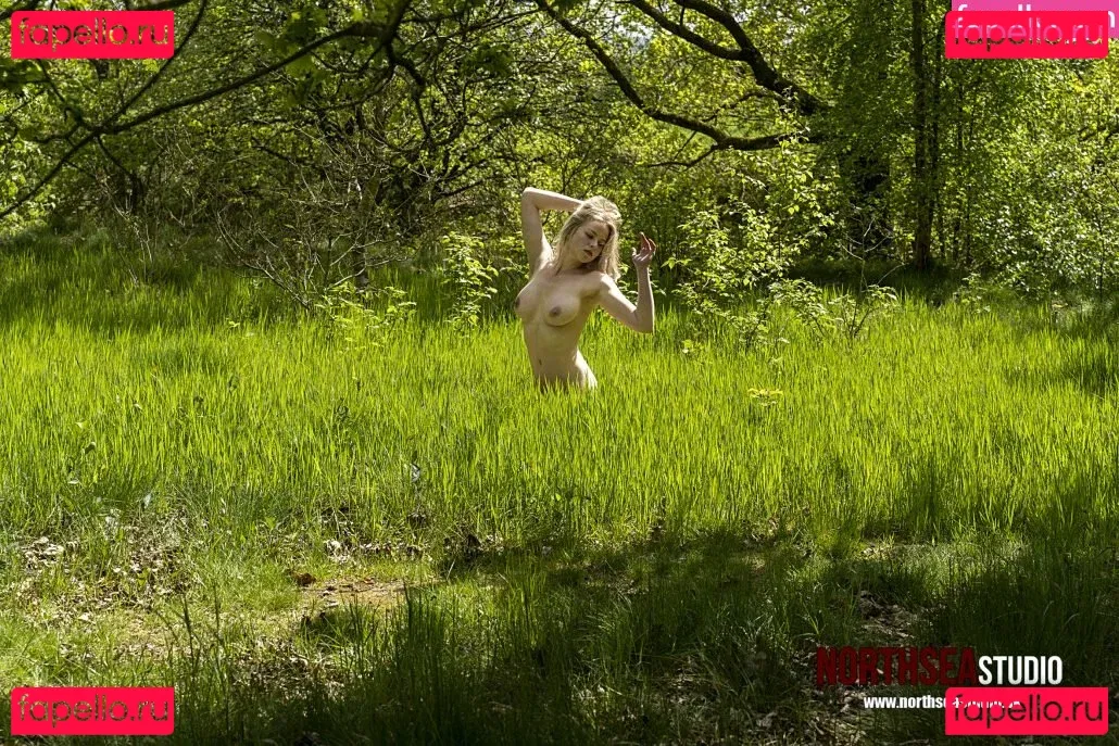 Mynte Muse Onlyfans Photo Gallery 