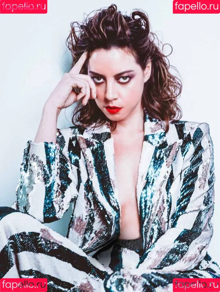 Aubrey Plaza Onlyfans Photo Gallery 