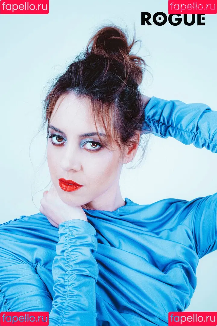 Aubrey Plaza Onlyfans Photo Gallery 