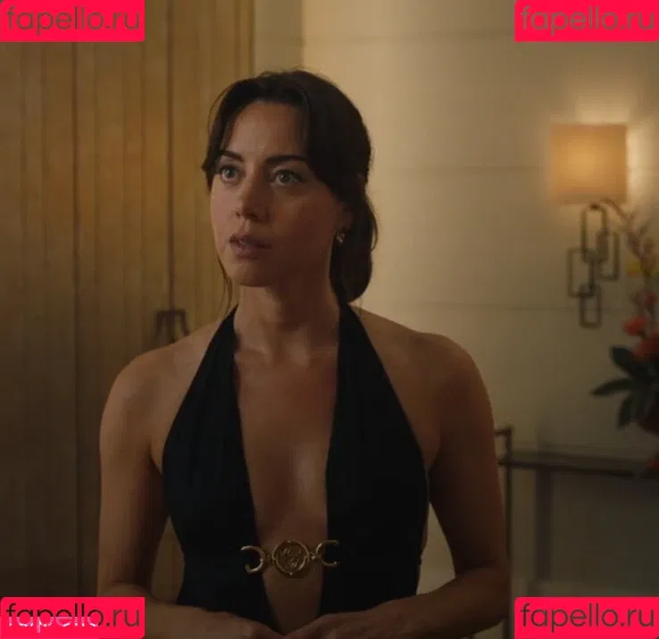 Aubrey Plaza Onlyfans Photo Gallery 