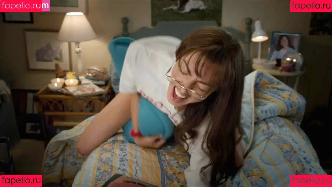 Aubrey Plaza Onlyfans Photo Gallery 