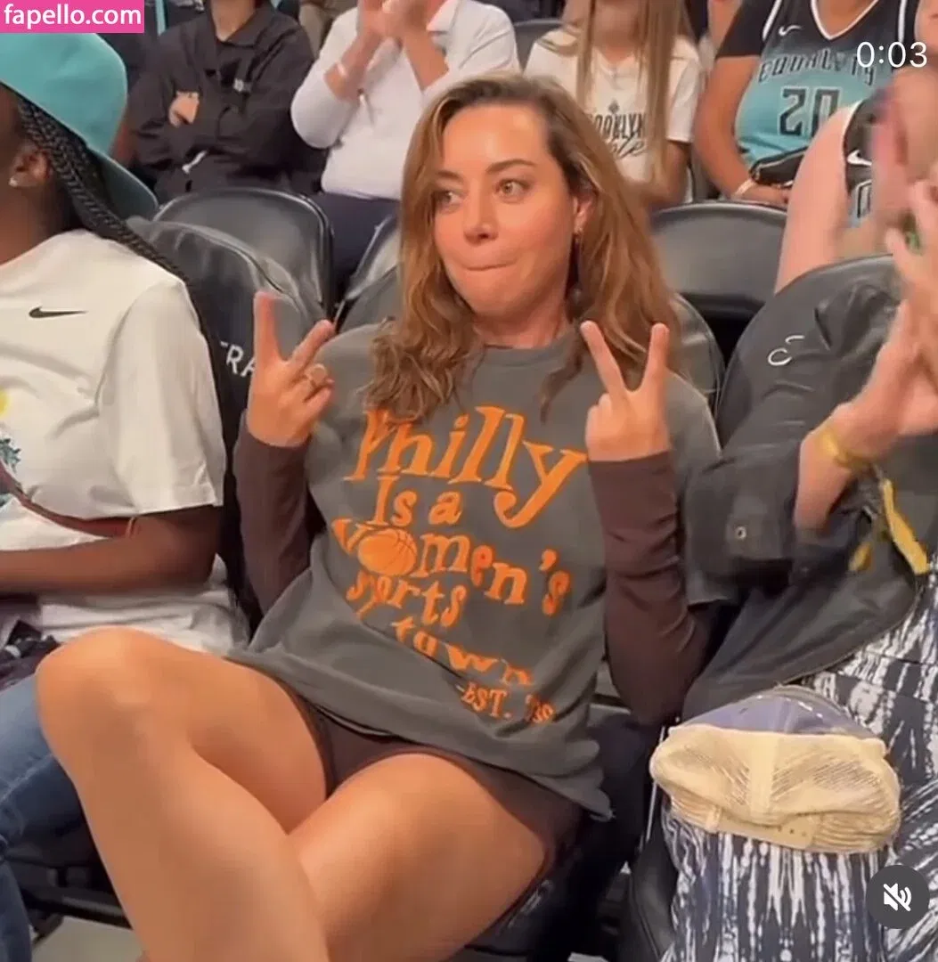 Aubrey Plaza Onlyfans Photo Gallery 