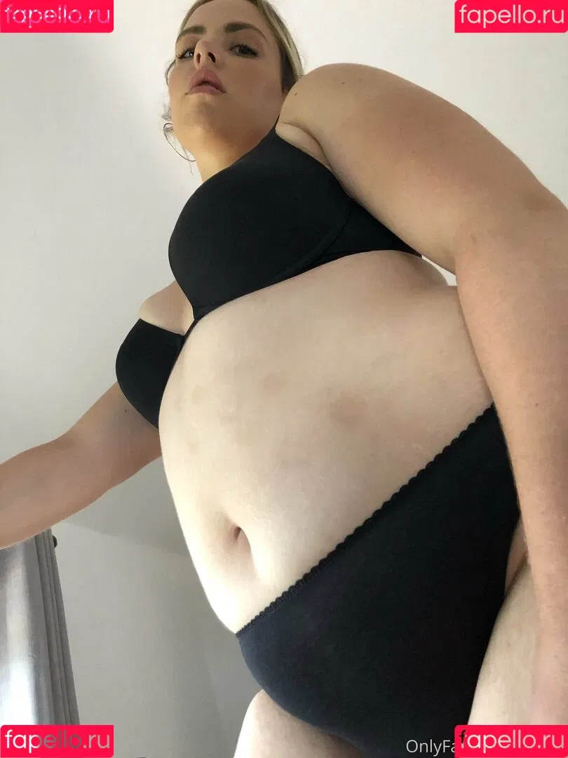 eatee Onlyfans Photo Gallery 