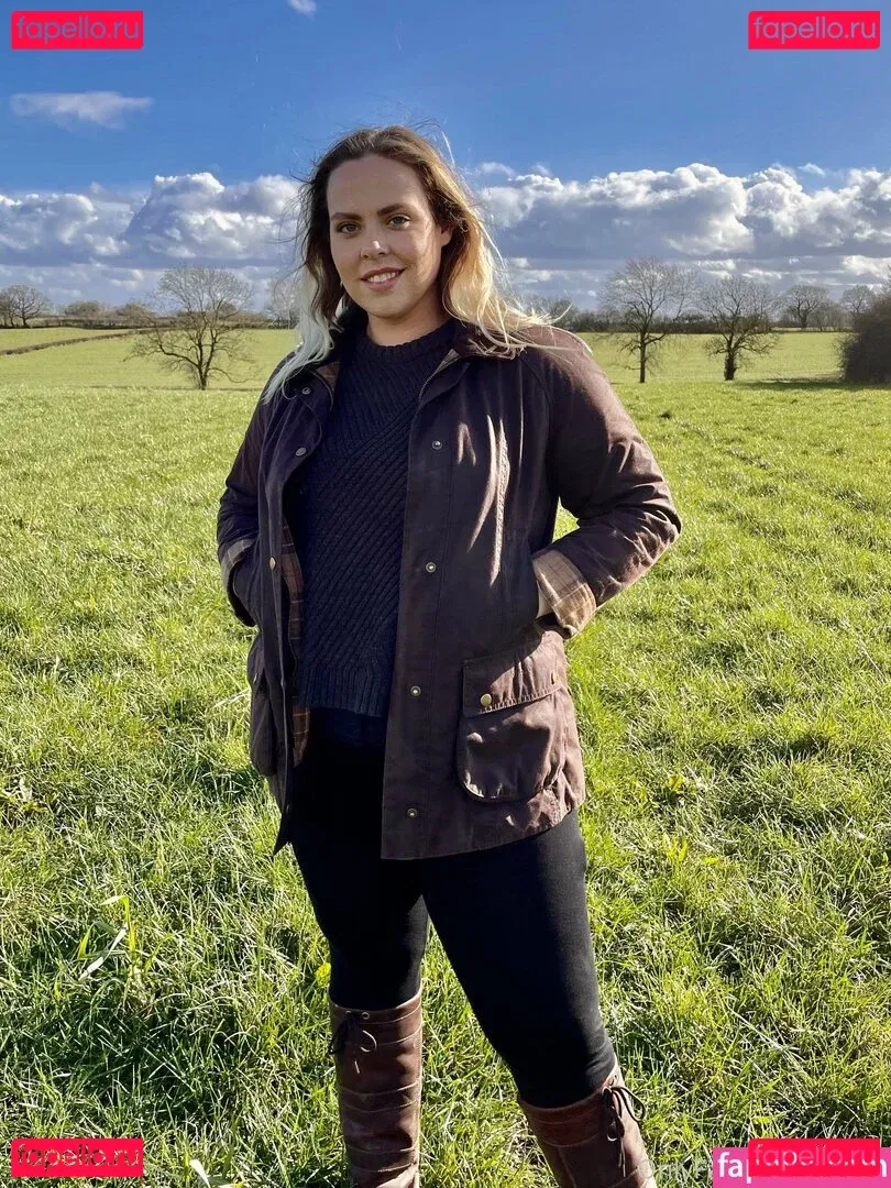 eatee Onlyfans Photo Gallery 