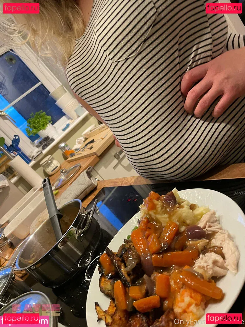 eatee Onlyfans Photo Gallery 