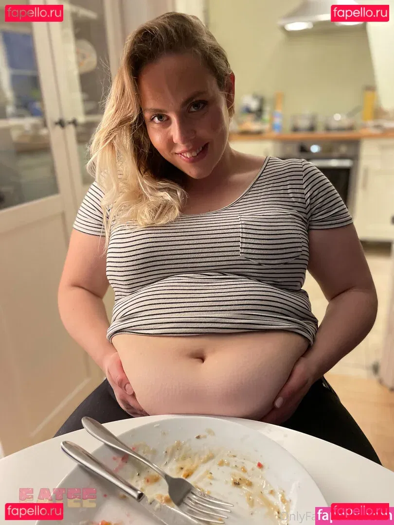 eatee Onlyfans Photo Gallery 