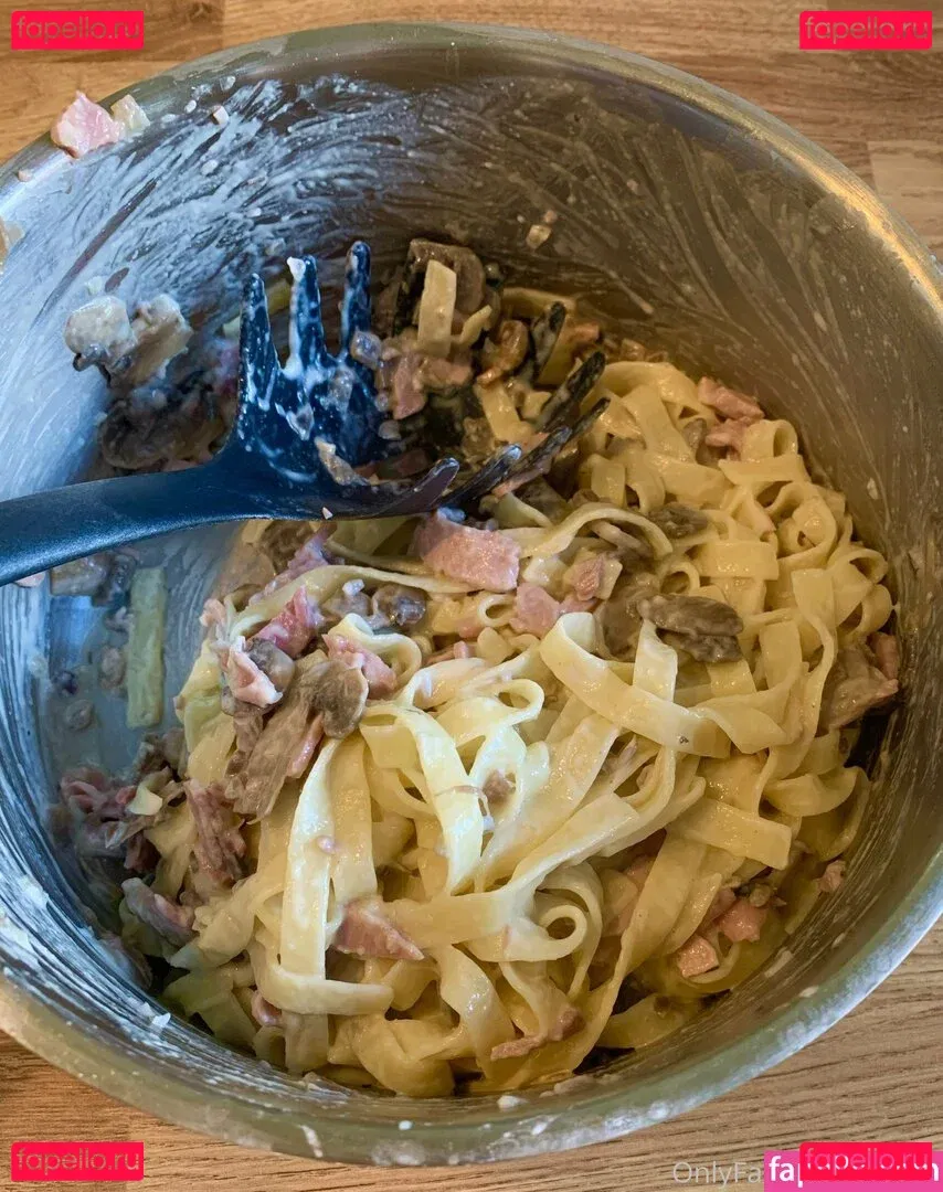 eatee Onlyfans Photo Gallery 