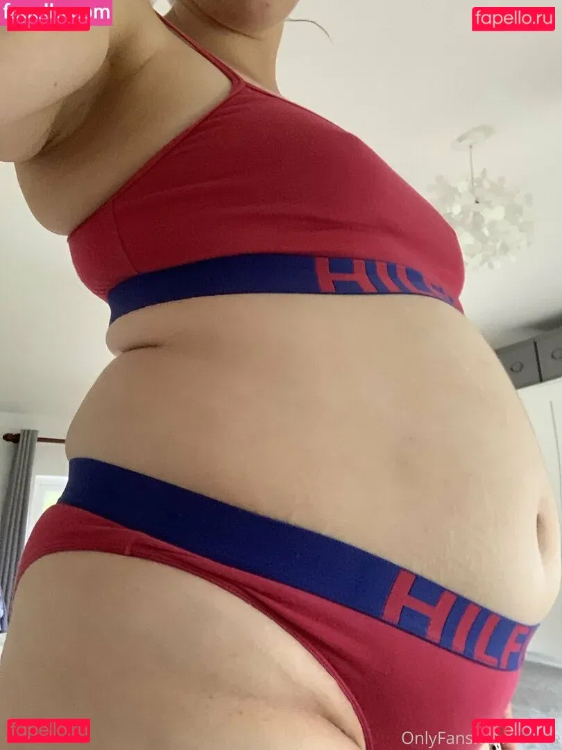 eatee Onlyfans Photo Gallery 