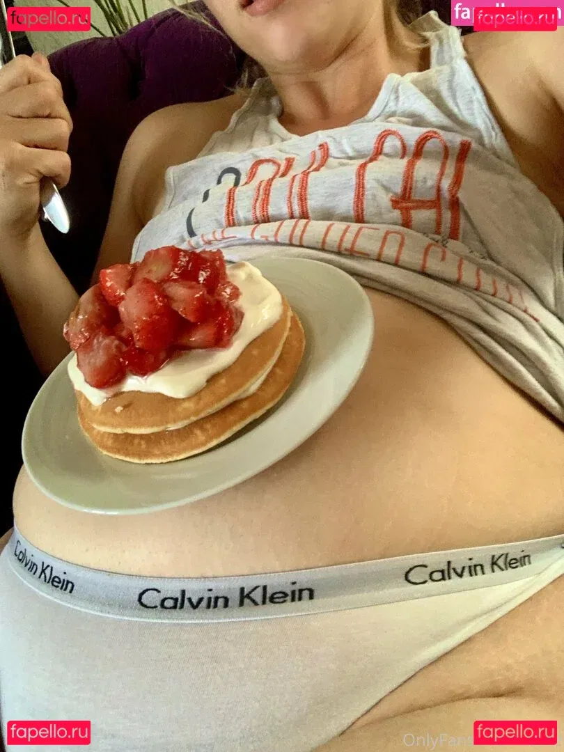 eatee Onlyfans Photo Gallery 