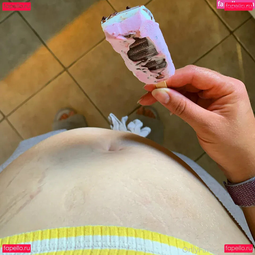 eatee Onlyfans Photo Gallery 