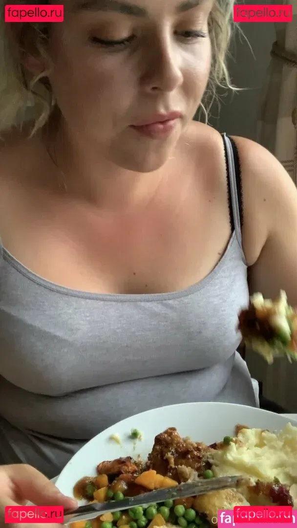 eatee Onlyfans Photo Gallery 