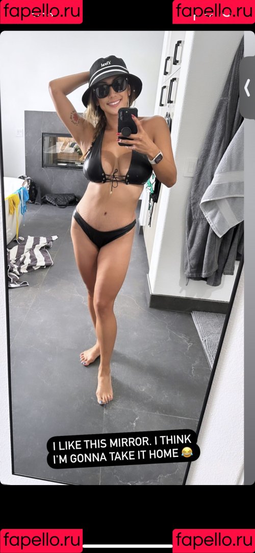 Geena Martinez Onlyfans Photo Gallery 