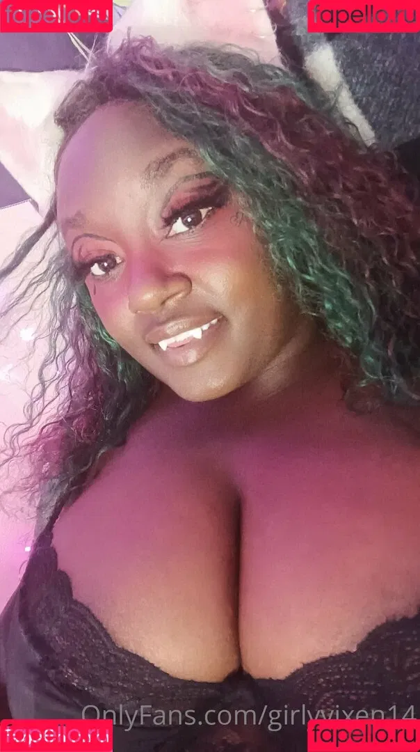 girlyvixxxen Onlyfans Photo Gallery 