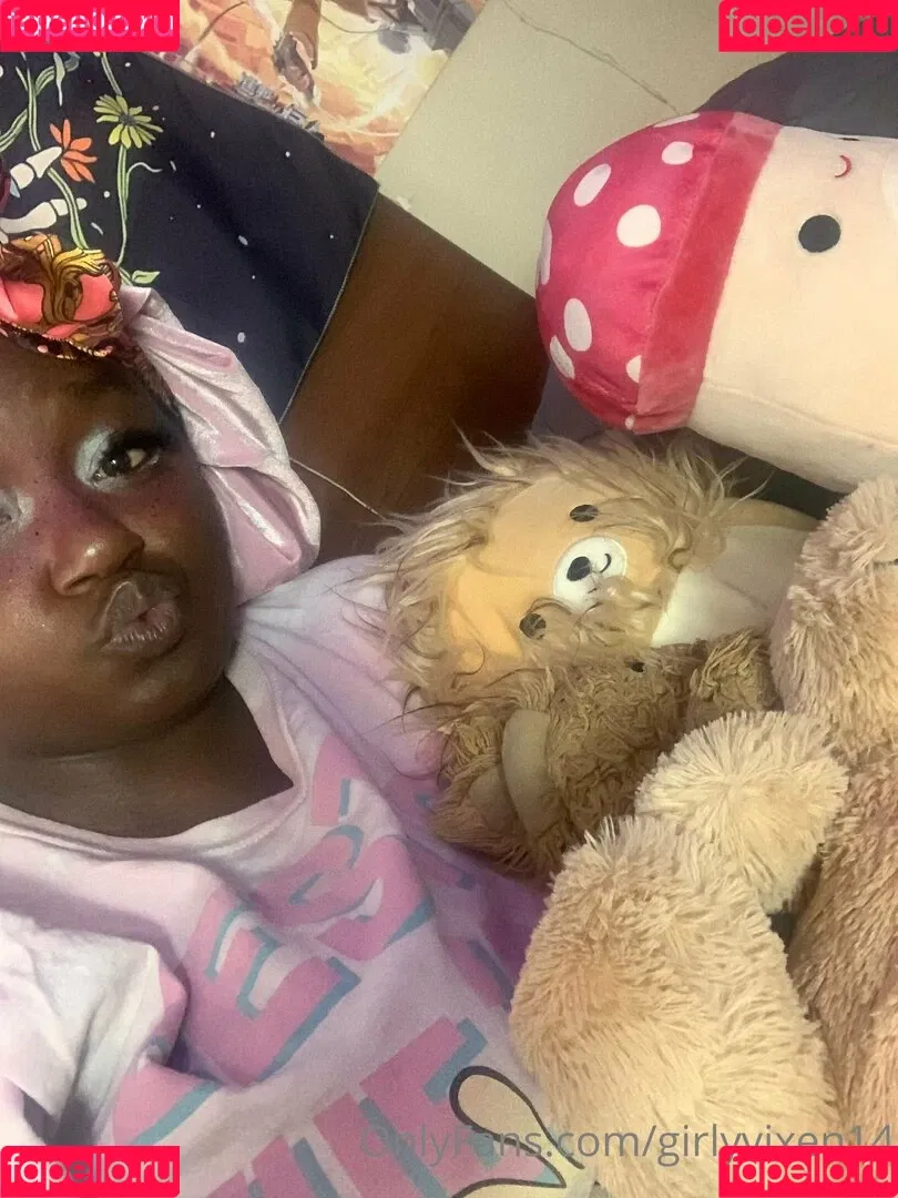 girlyvixxxen Onlyfans Photo Gallery 