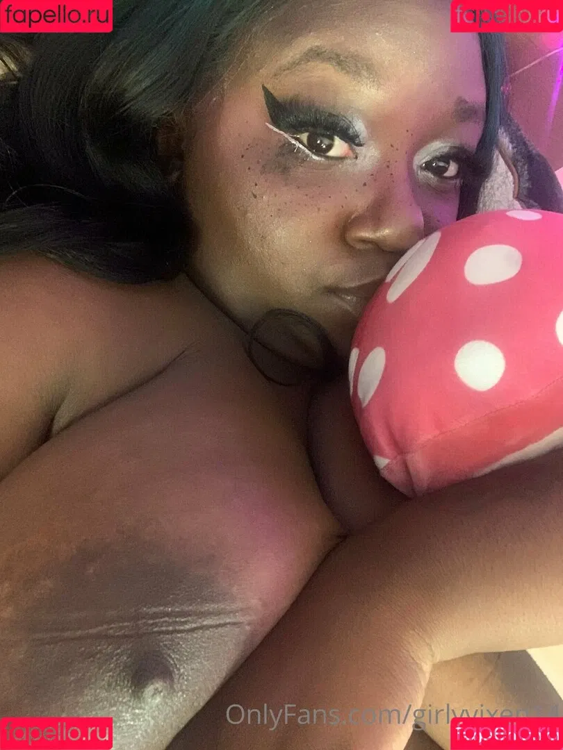 girlyvixxxen Onlyfans Photo Gallery 