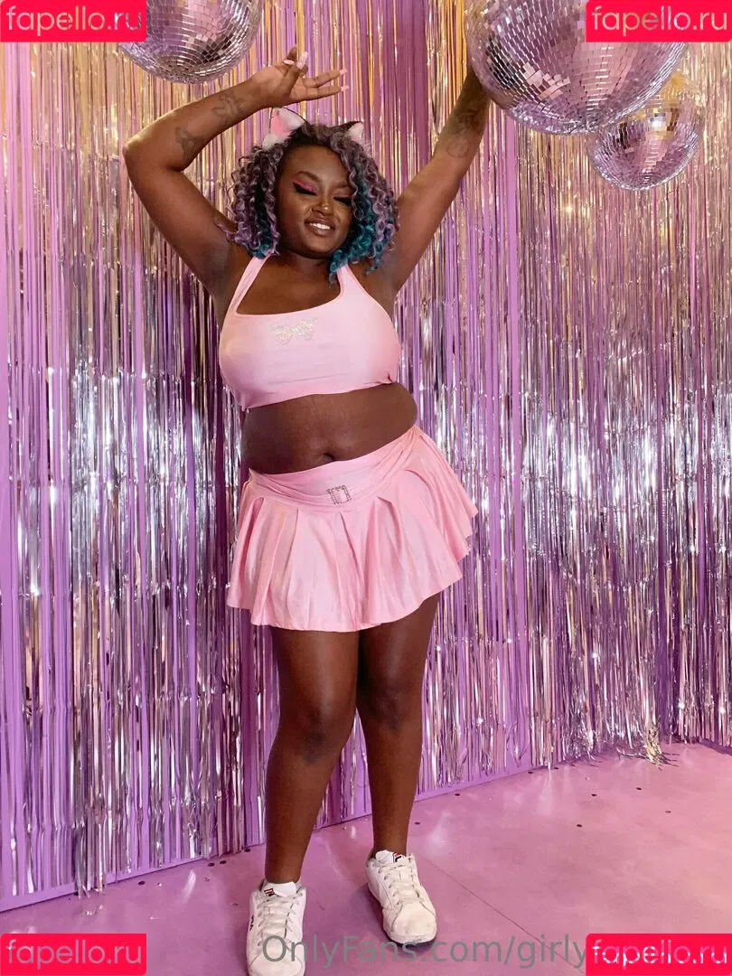 girlyvixxxen Onlyfans Photo Gallery 