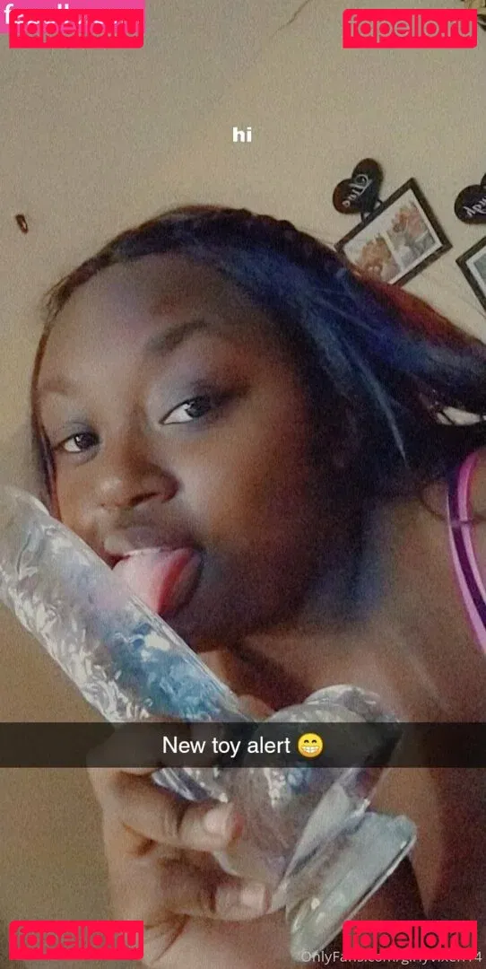 girlyvixxxen Onlyfans Photo Gallery 