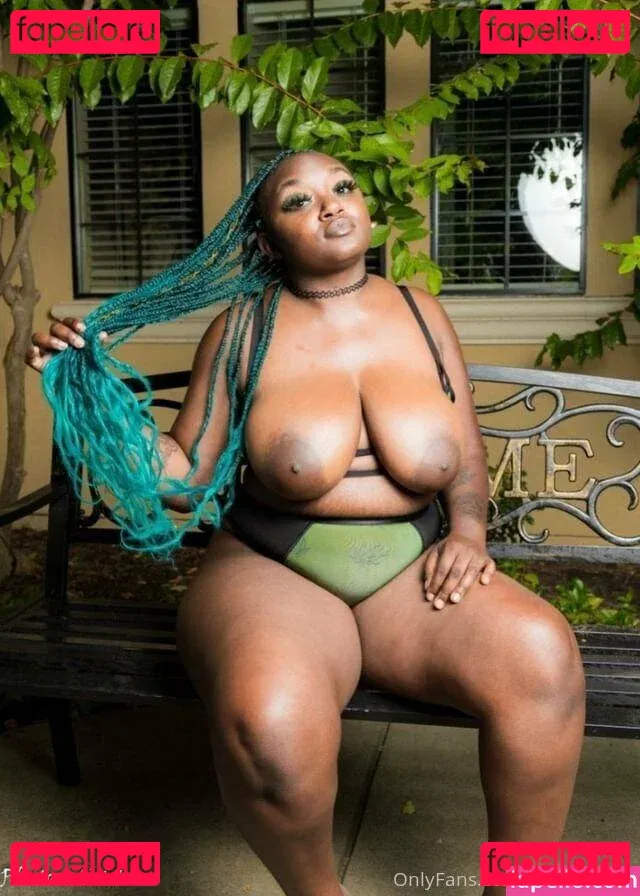 girlyvixxxen Onlyfans Photo Gallery 