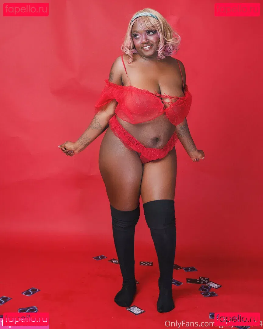 girlyvixxxen Onlyfans Photo Gallery 