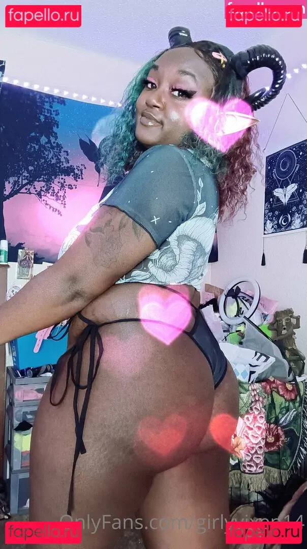 girlyvixxxen Onlyfans Photo Gallery 