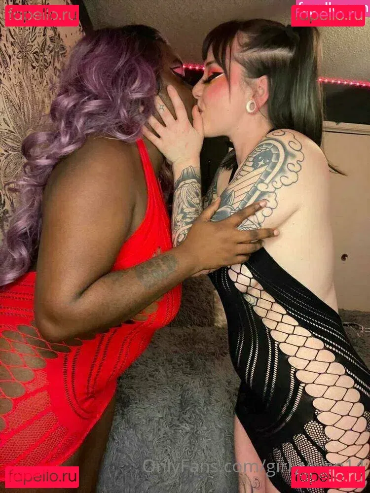 girlyvixxxen Onlyfans Photo Gallery 