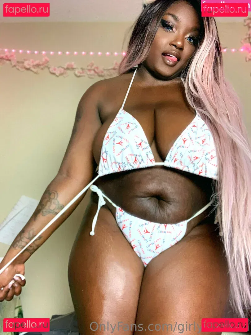 girlyvixxxen Onlyfans Photo Gallery 