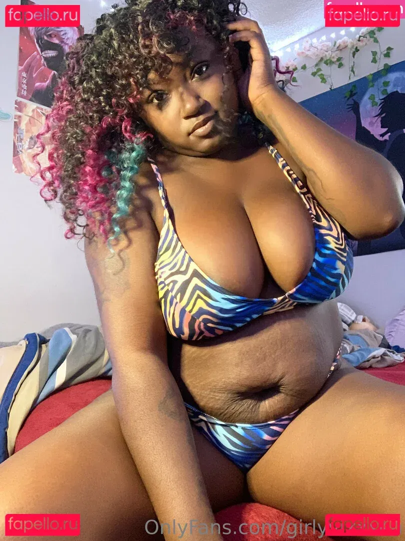 girlyvixxxen Onlyfans Photo Gallery 