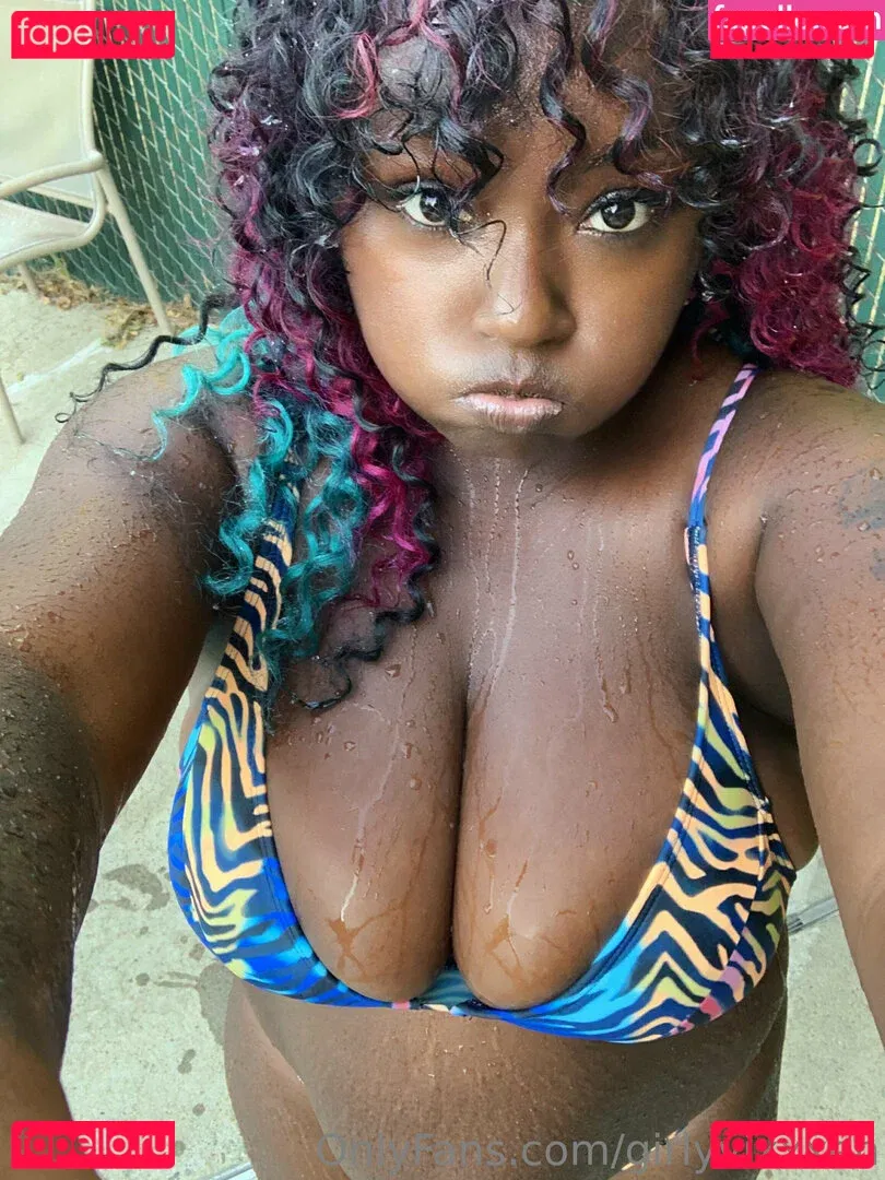 girlyvixxxen Onlyfans Photo Gallery 