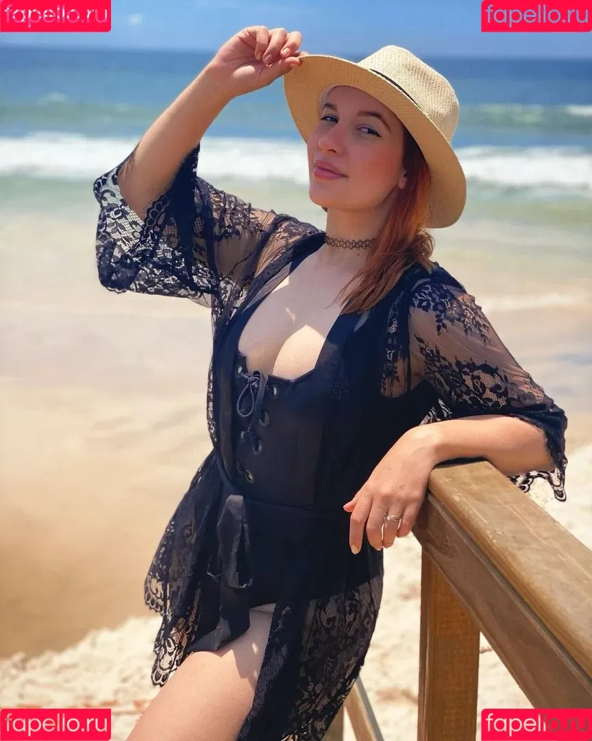 Lara Lunardi Onlyfans Photo Gallery 